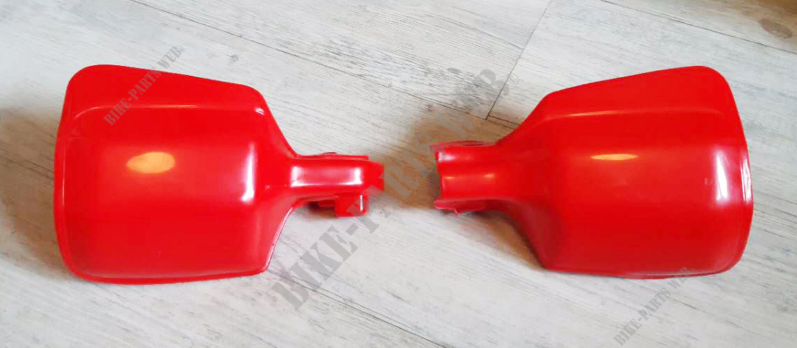 Handguard pair red for Honda XLR350, XLR600, XLM600 - 235203